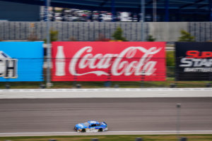 Hollywood Casino 400